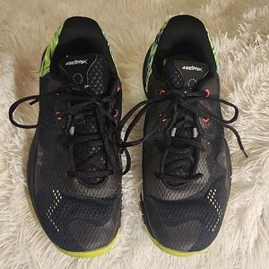 Under Armour Spawn 4 Printed Basketball Shoes (Unisex) Men 7 Women 6.5